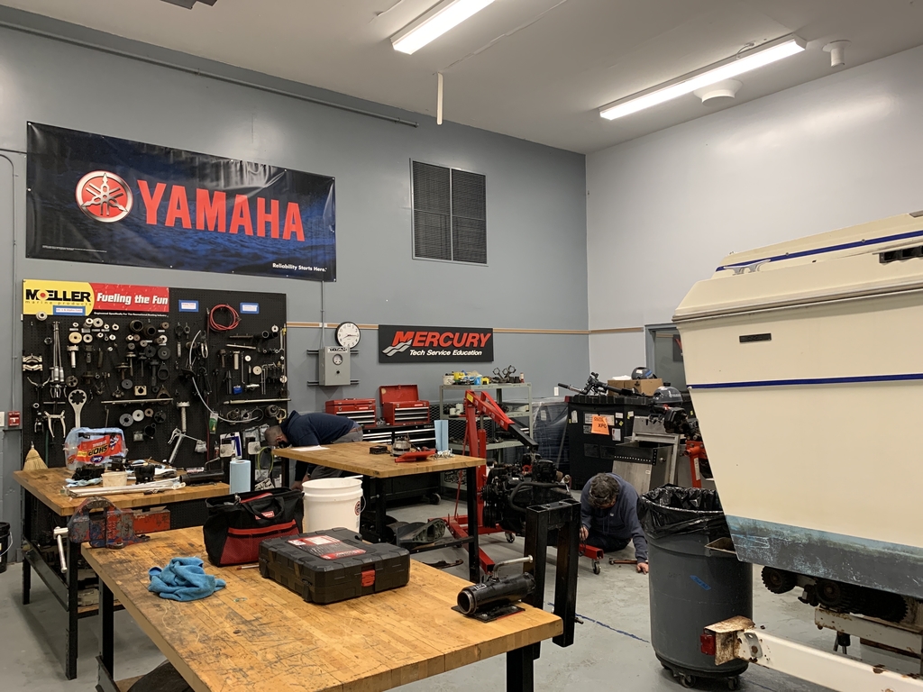 The new Marine Tech lab is up and running!